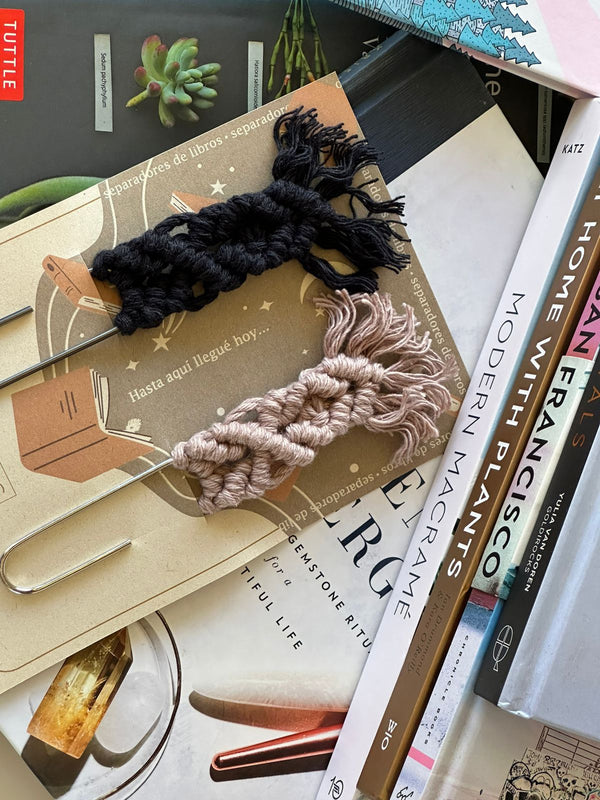 Set Separadores de Libros Macrame Crudo y Negro